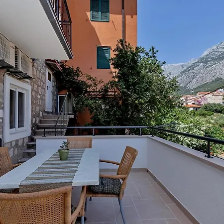 Apartment Marineta Makarska